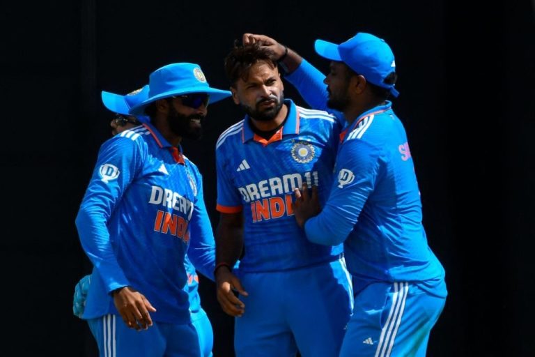 India wins series as they outclass West Indies in third ODI with 200 runs