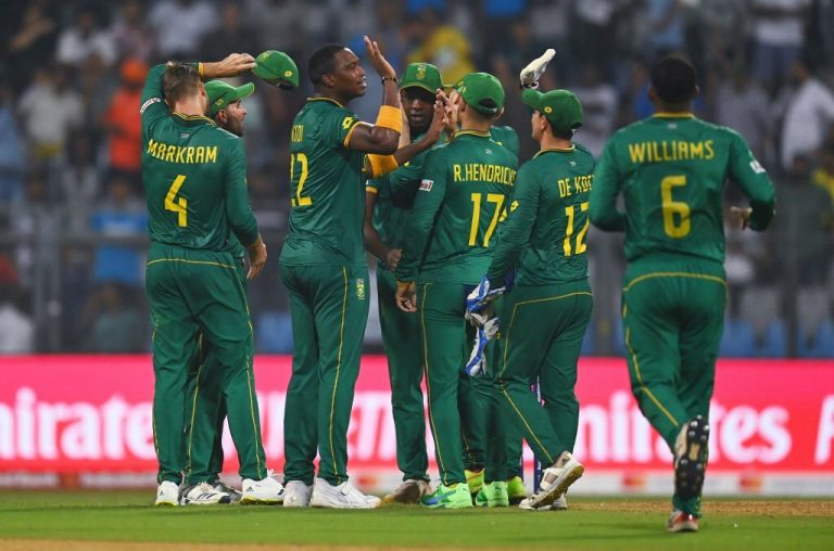 south africa vs england: defending champions lost by 229 runs