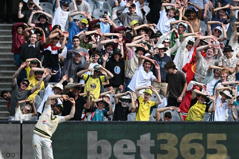 Pak vs Aus: Hasan Ali's Crowd Dance and Salman Agha's Spectacular Catch