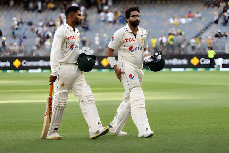 Pakistan vs Australia: Green Team Finish Day 2 on 132-2