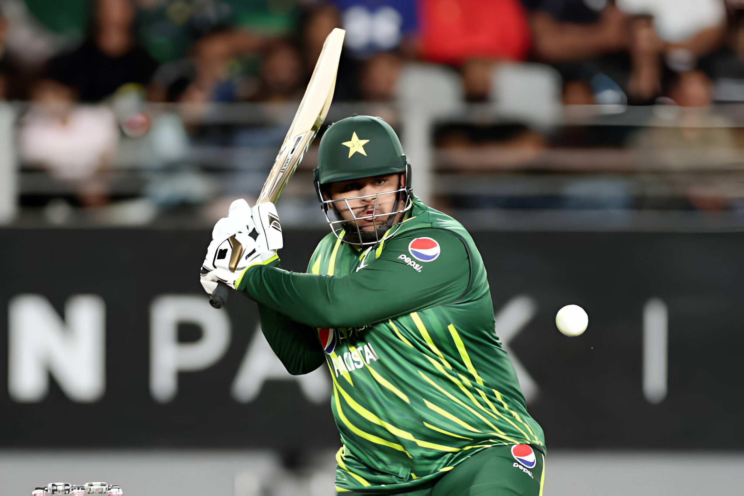 Pakistan's Batting Coach Addresses Azam Khan Role in the Ongoing New Zealand T20 Series