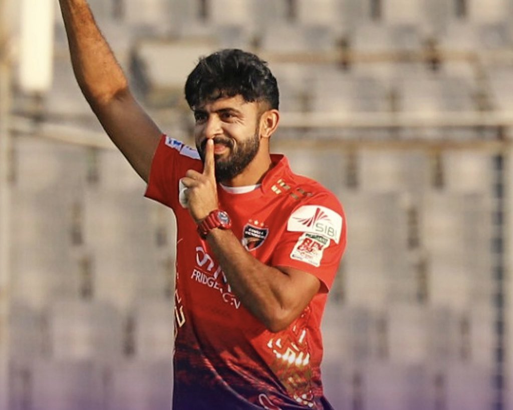 Aamer Jamal Makes Mark with Five-Wicket Haul in BPL T20 Match