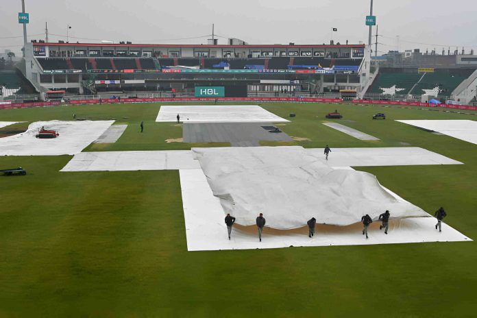 Lahore vs Peshawar Clash Washed Out by Rain