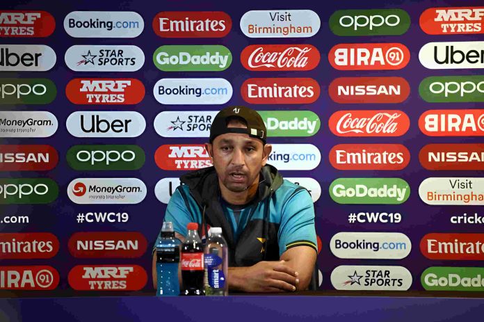 PSL News: Azhar Mahmood Pushes for Coach and Captain Mic Access