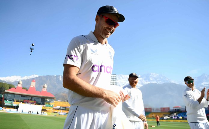 Is James Anderson Cricket England is the First Pacer to get 700 Wickets?